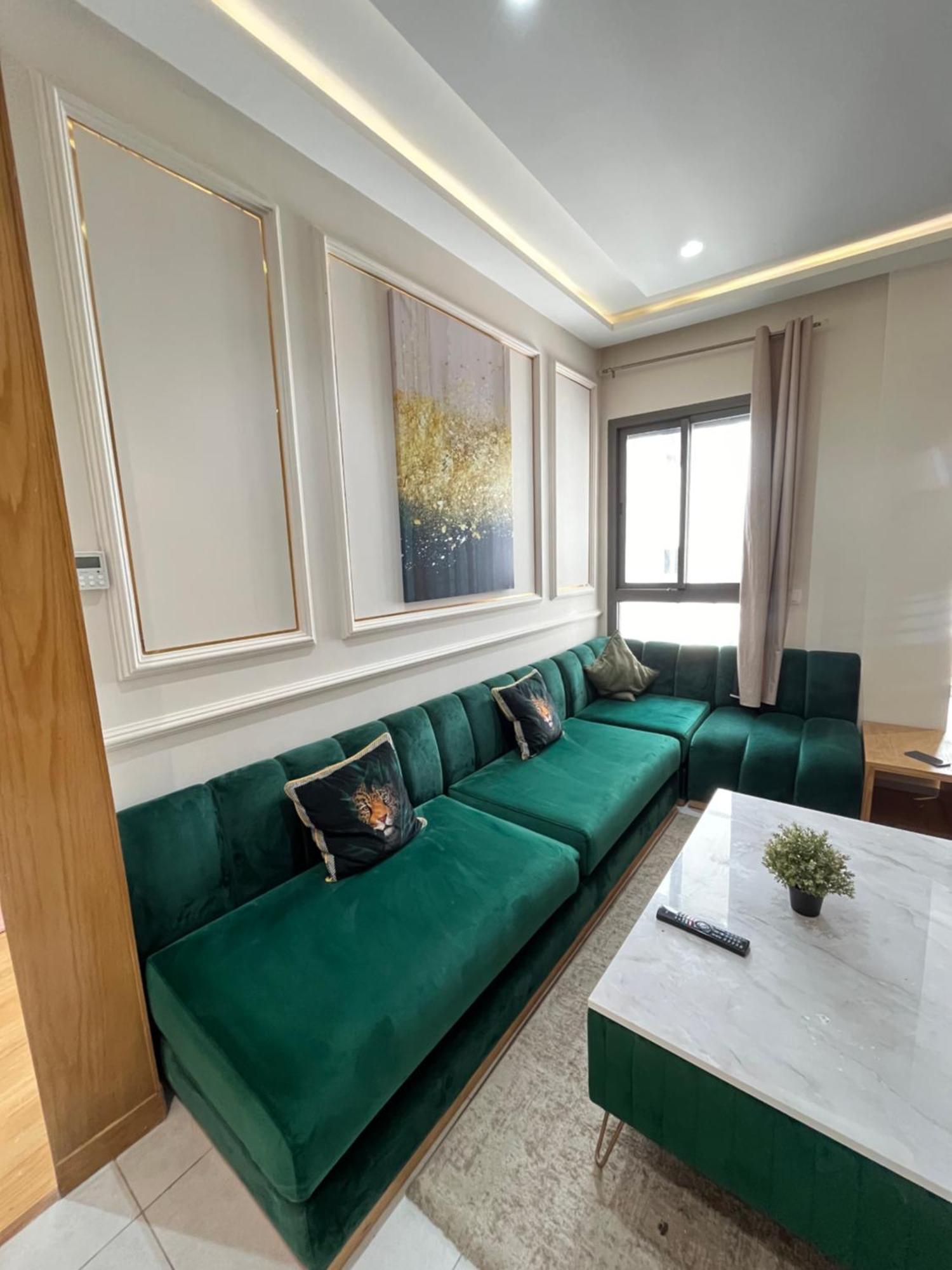 Luxury Appartement In Heart Of Casablanca Maarif Esterno foto